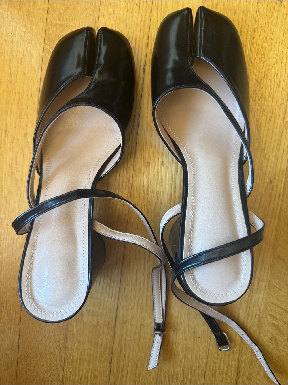 Black Split-Toe Slingback Mules for Women